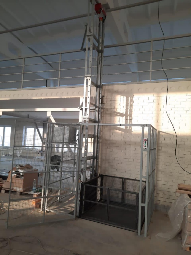 Грузовой мачтовый подъёмник (3).jpeg Грузовой мачтовый подъёмник (3).jpeg